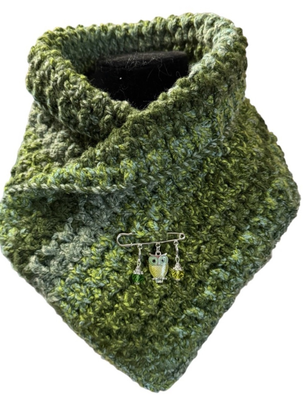 Handmade Green Crocheted Neckwarmer with Owl Charm NWT - Picture 2 of 3